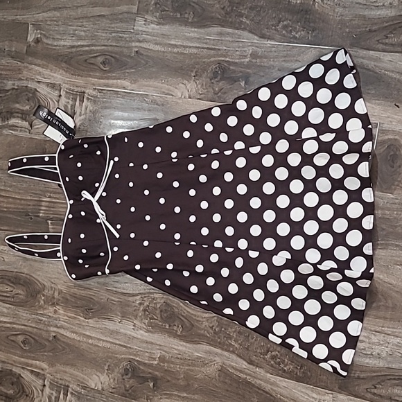 madison leigh Dresses & Skirts - NWT Madison Leigh Brown and white Polka Dot Dress Size 4P